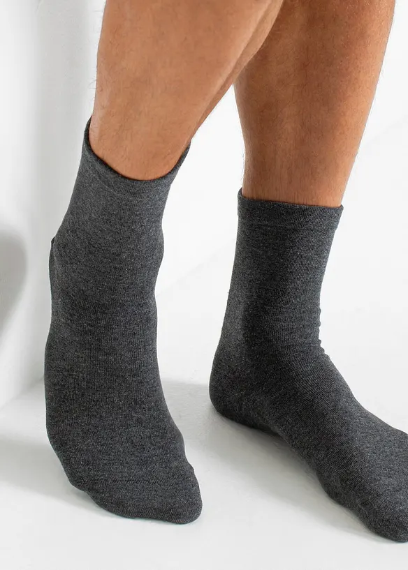 bonprix Socken mit druckfreiem Bündchen mit Bio Baumwolle (4er Pack) im Angebot