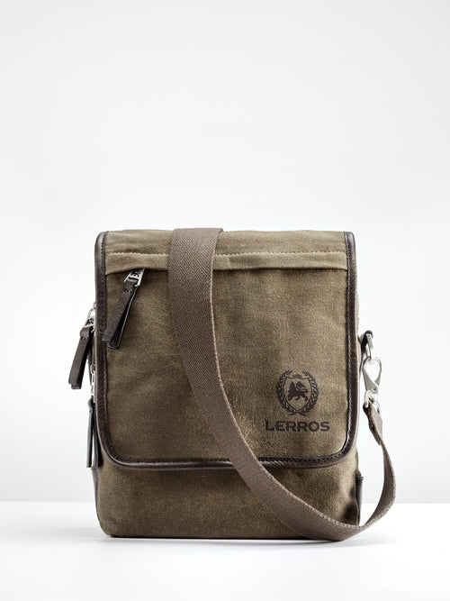 Lerros COLUMBUS Schmale Messenger Bag Meist gekauft