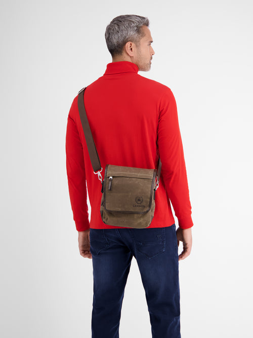 Lerros COLUMBUS Schmale Messenger Bag Meist gekauft