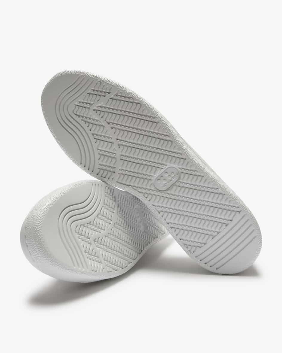 Dirndl + Bua Antikbock Sneaker Fabrikpreis