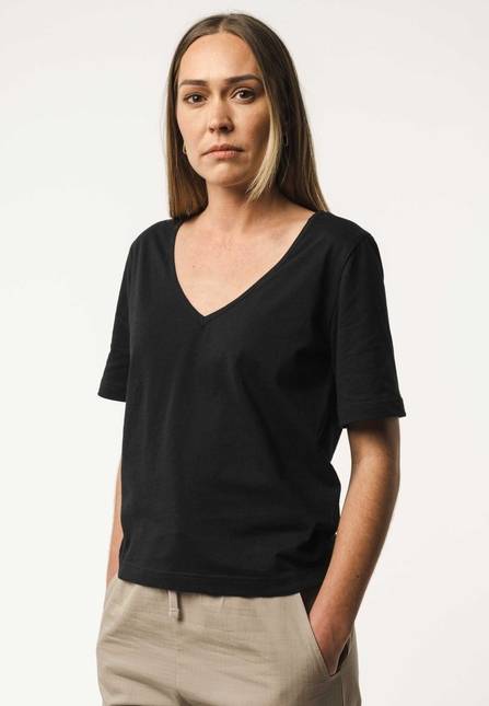 Melawear V-Neck T-Shirt LALI Bundle Black Friday Preise