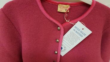 Pezzo D'oro Mädchen Trachtenjacke aus Strick in Wolle von Pezzo D'oro Farbe pink Wochenangebot
