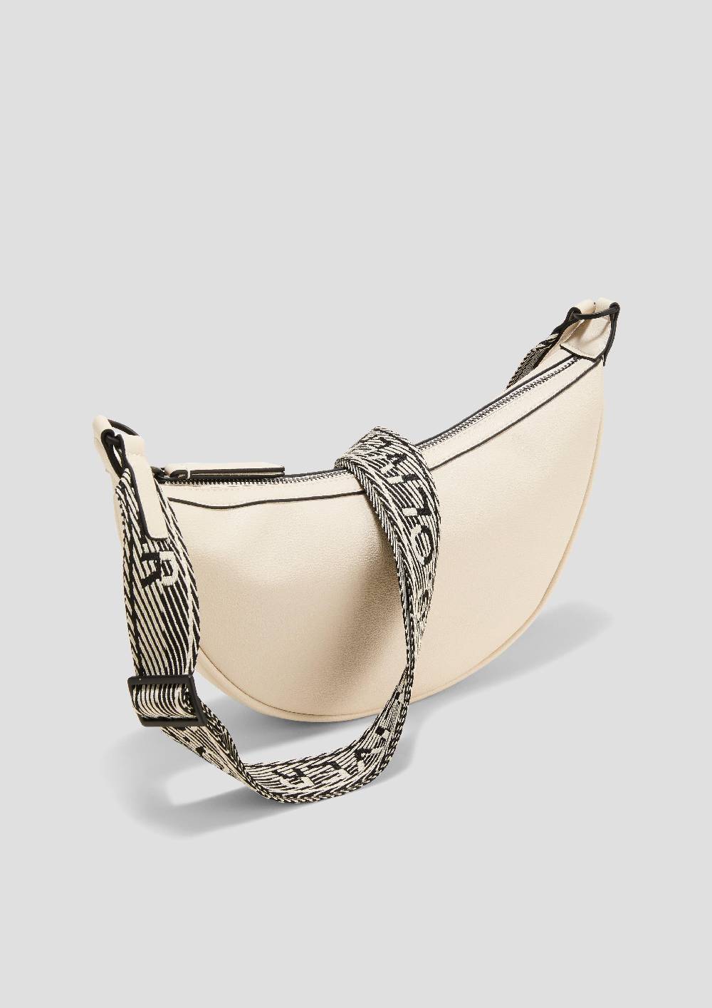 s.Oliver Crossbody-Bag mit Logo-Tragegurt Tägliche Deals