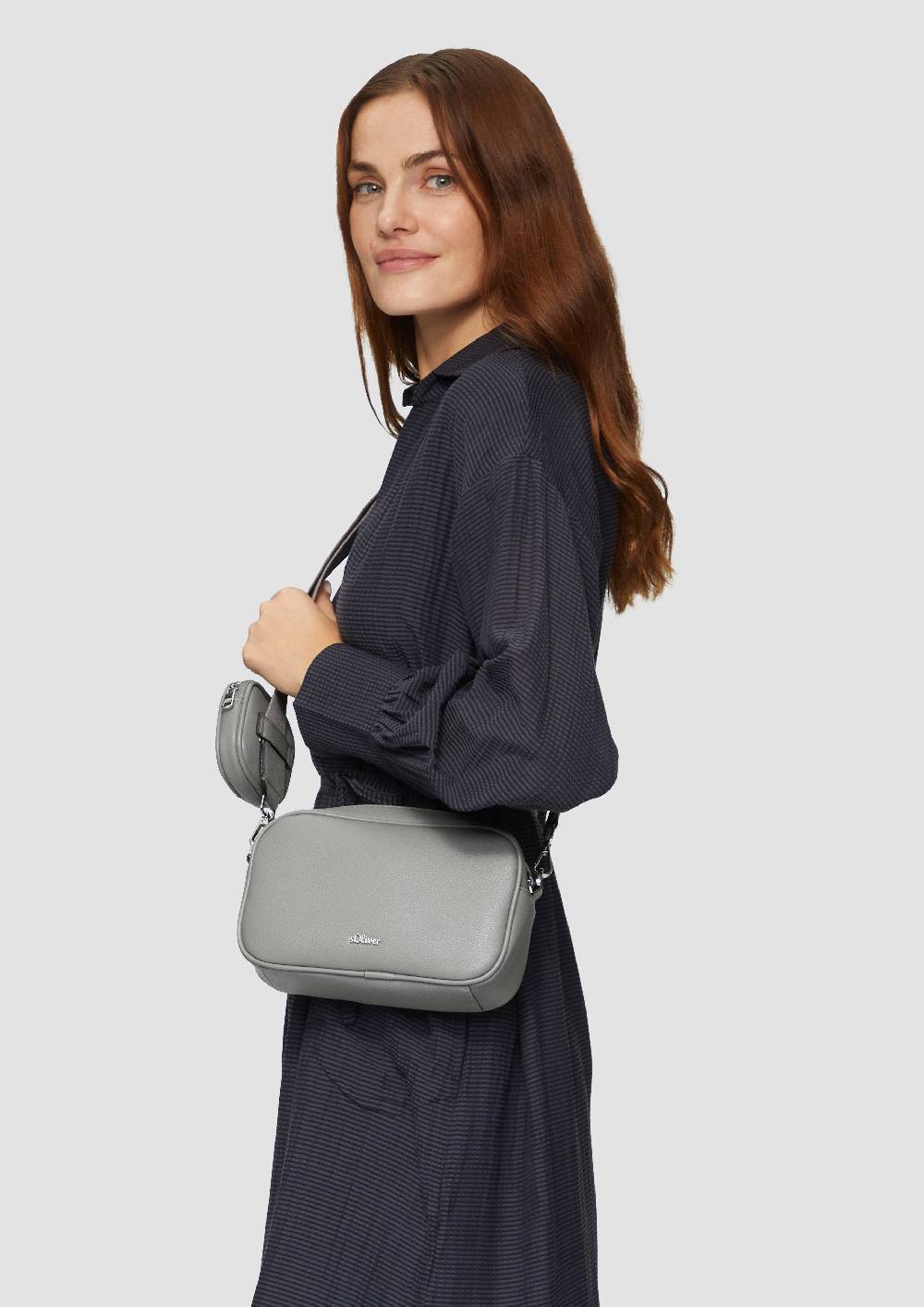 s.Oliver Camera-Bag aus Lederimitat VIP-Rabatte