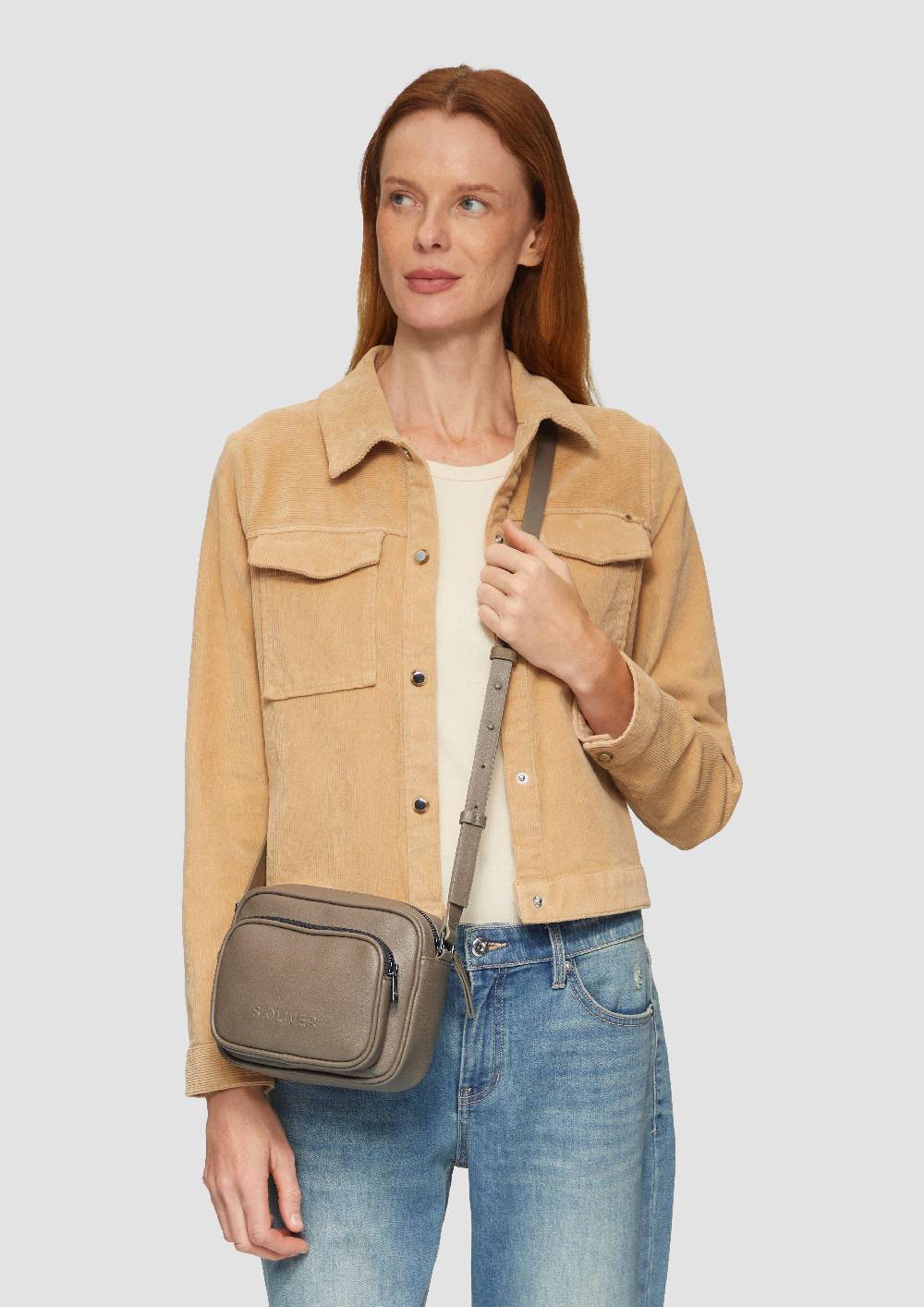 s.Oliver Große Camera-Bag in Leder-Optik Clearance-Verkauf