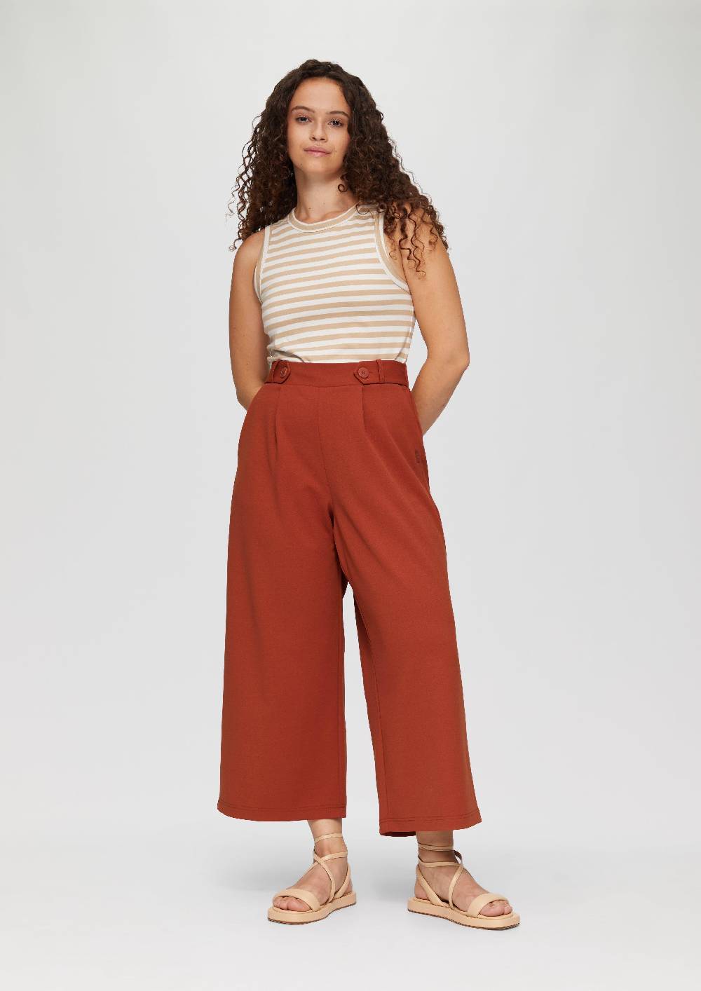 s.Oliver Elastische Wide-Leg-Hose aus Crêpe 2025