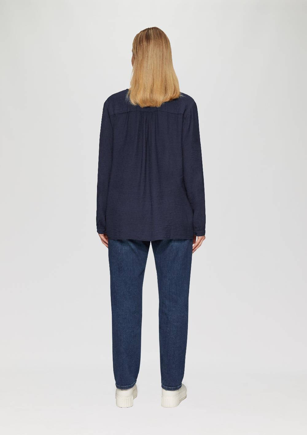 s.Oliver Strukturierte Bluse aus Viskosemix mit Smok Detail Fabrik Onlineshop