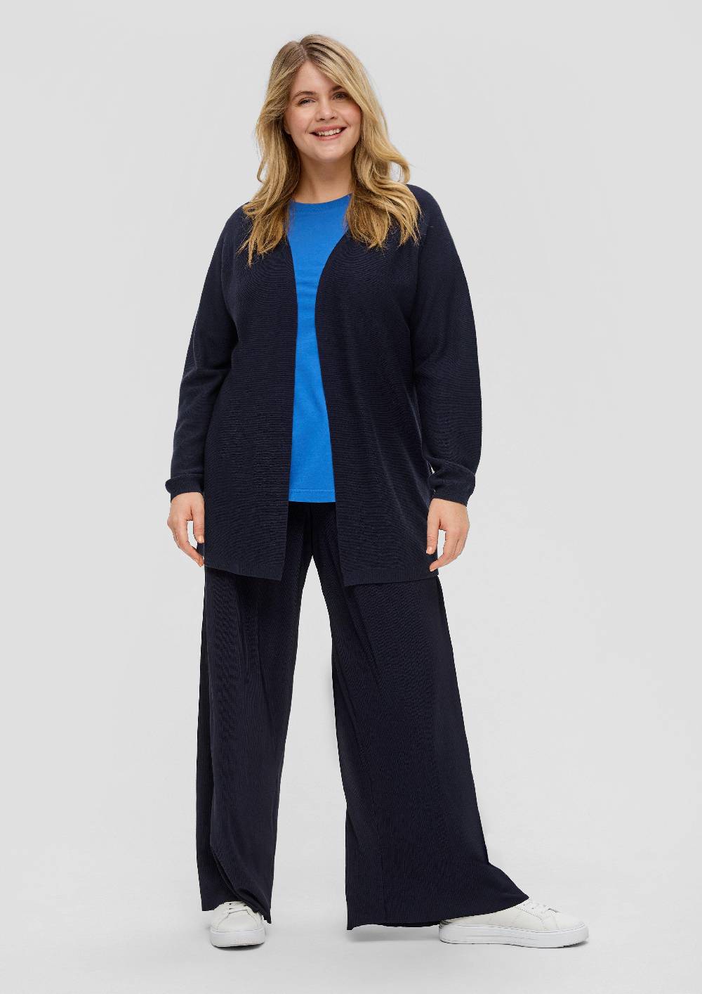 s.Oliver Strickjacke aus Viskosemix Osterangebot
