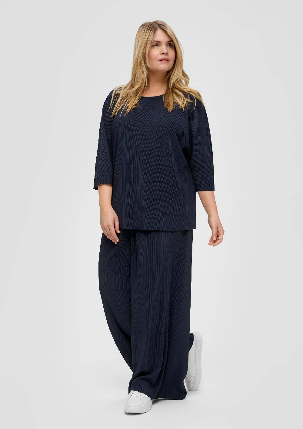 s.Oliver Weite plissierte Hose aus Jersey Kauf eins, bekomm eins gratis