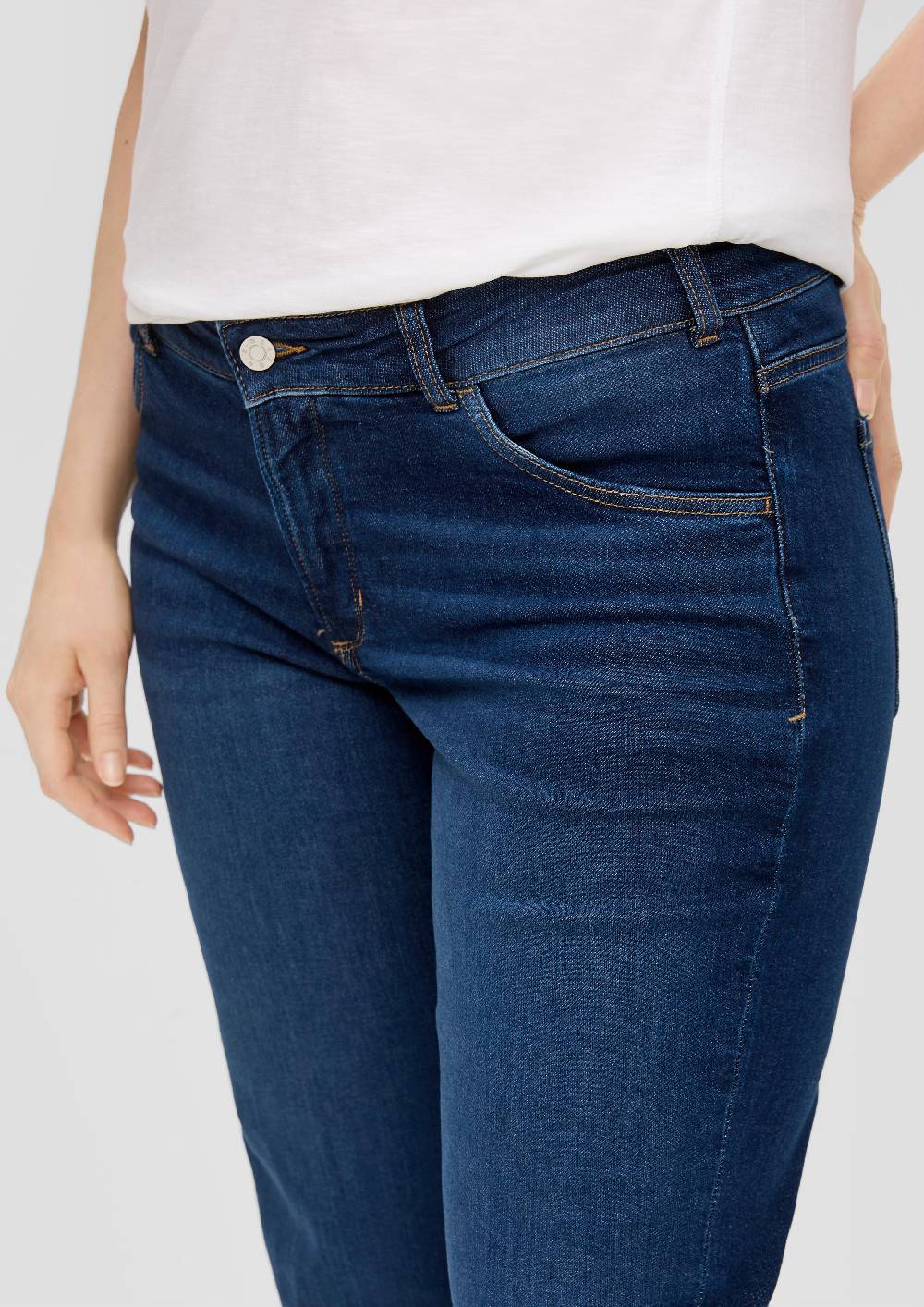 s.Oliver Jeans / Mid Rise / Flared Leg Tägliche Deals