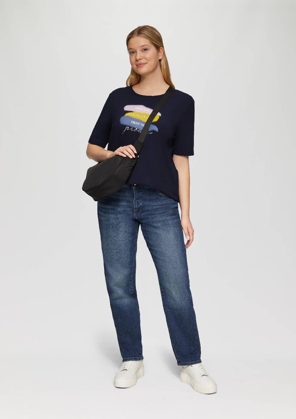 s.Oliver T-Shirt mit Rundhalsausschnitt und Front-Print Wochenangebot