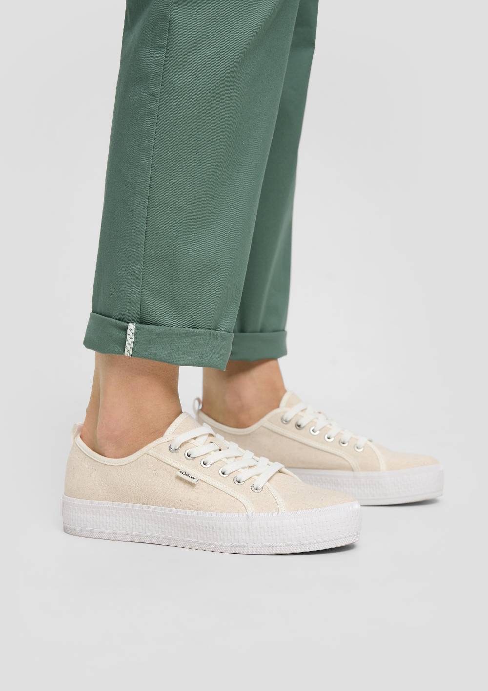 s.Oliver Chino mit Gürtel aus Baumwollstretch Discount Store für neue Produkte