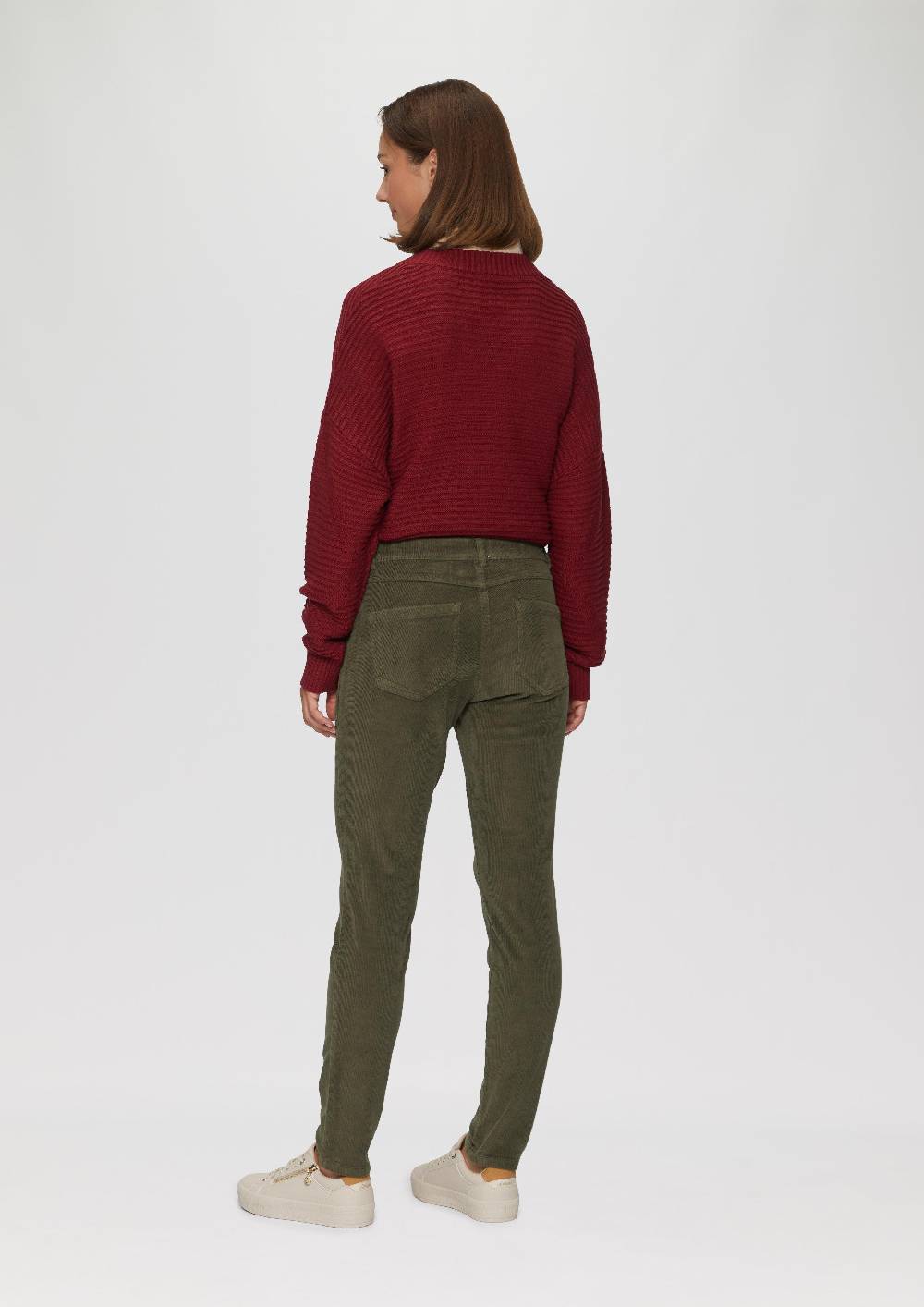 s.Oliver Schmal geschnittene Cordhose 50% Rabatt mit kostenlosem Versand