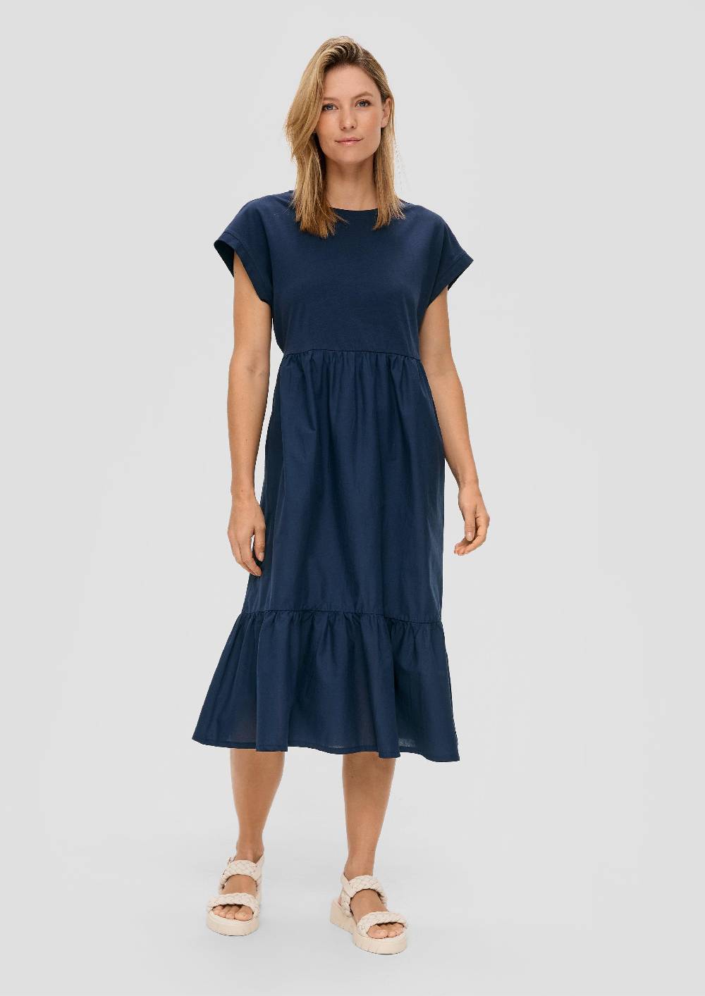 s.Oliver Luftiges Baumwollkleid im Fabricmix und Relaxed Fit Begrenzt auf 3 Tage