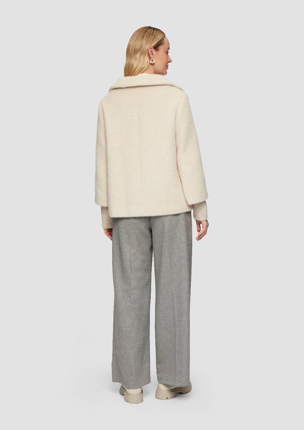 s.Oliver Flauschige Jacke mit Strickbündchen am Ärmel Großer Ausverkauf