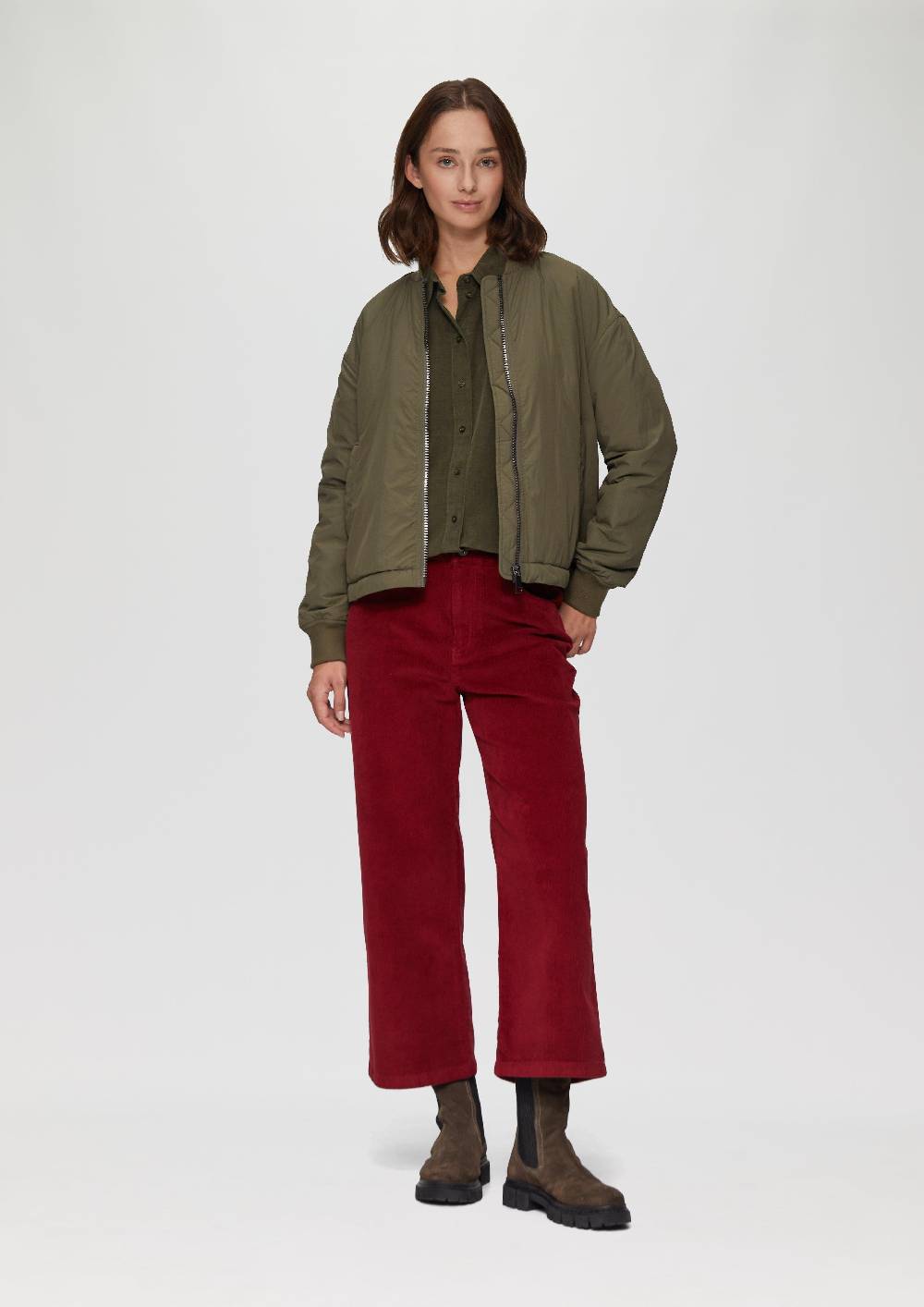 s.Oliver Cordbluse im Relaxed Fit mit Naht-Details Vierteljährliche Förderung