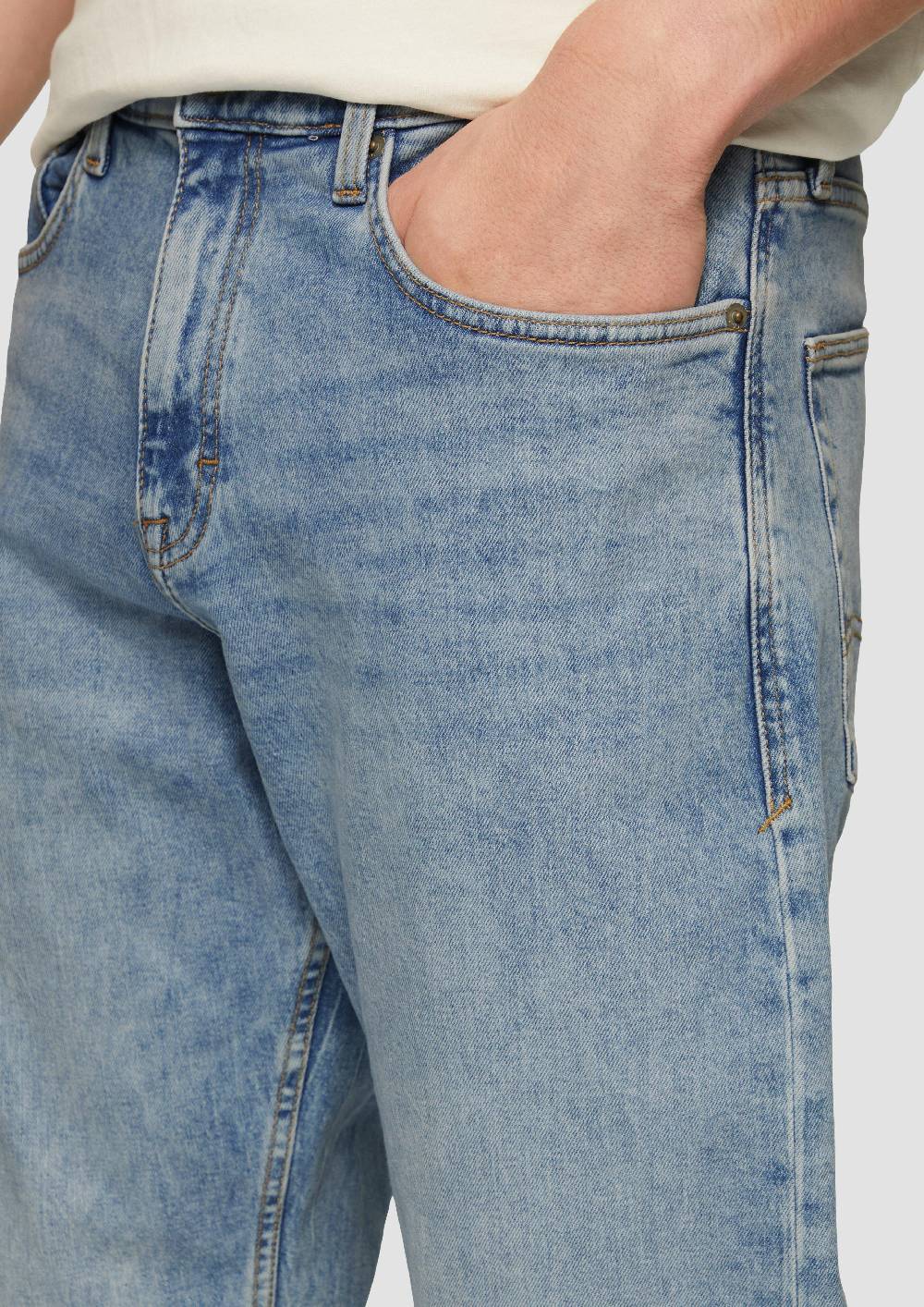 s.Oliver Jeans Pete / Regular Fit / Mid Rise / Straight Leg Begrenzt auf 3 Tage