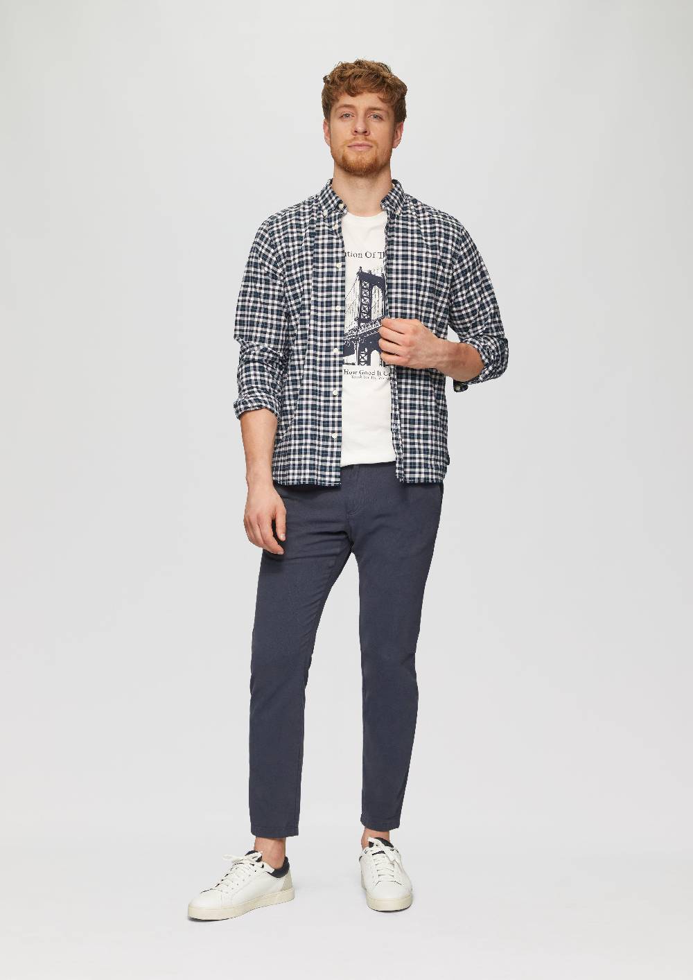 s.Oliver Regular Fit: Strukturierte Chino aus Baumwollstretch Weihnachtsangebot