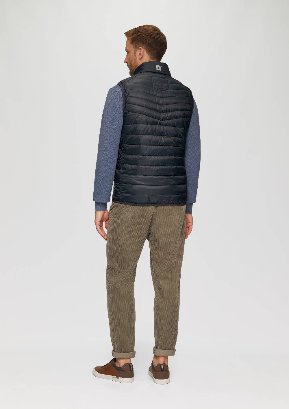 s.Oliver Leicht wattierte Steppweste aus recyceltem Polyester Bis zu 50% Rabatt