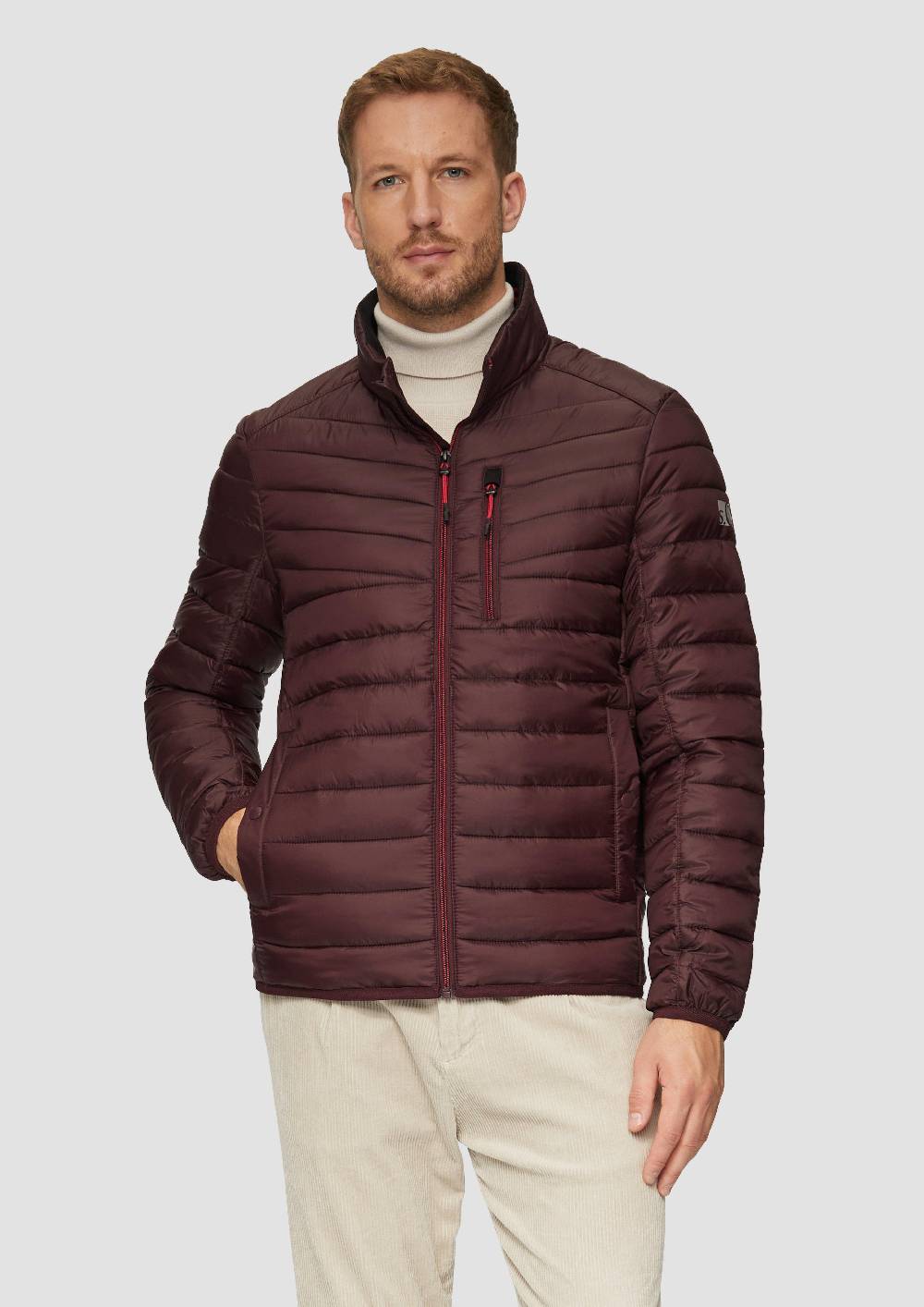 s.Oliver Leicht wattierte Steppjacke aus recyceltem Polyester Sonderangebot der Fabrik