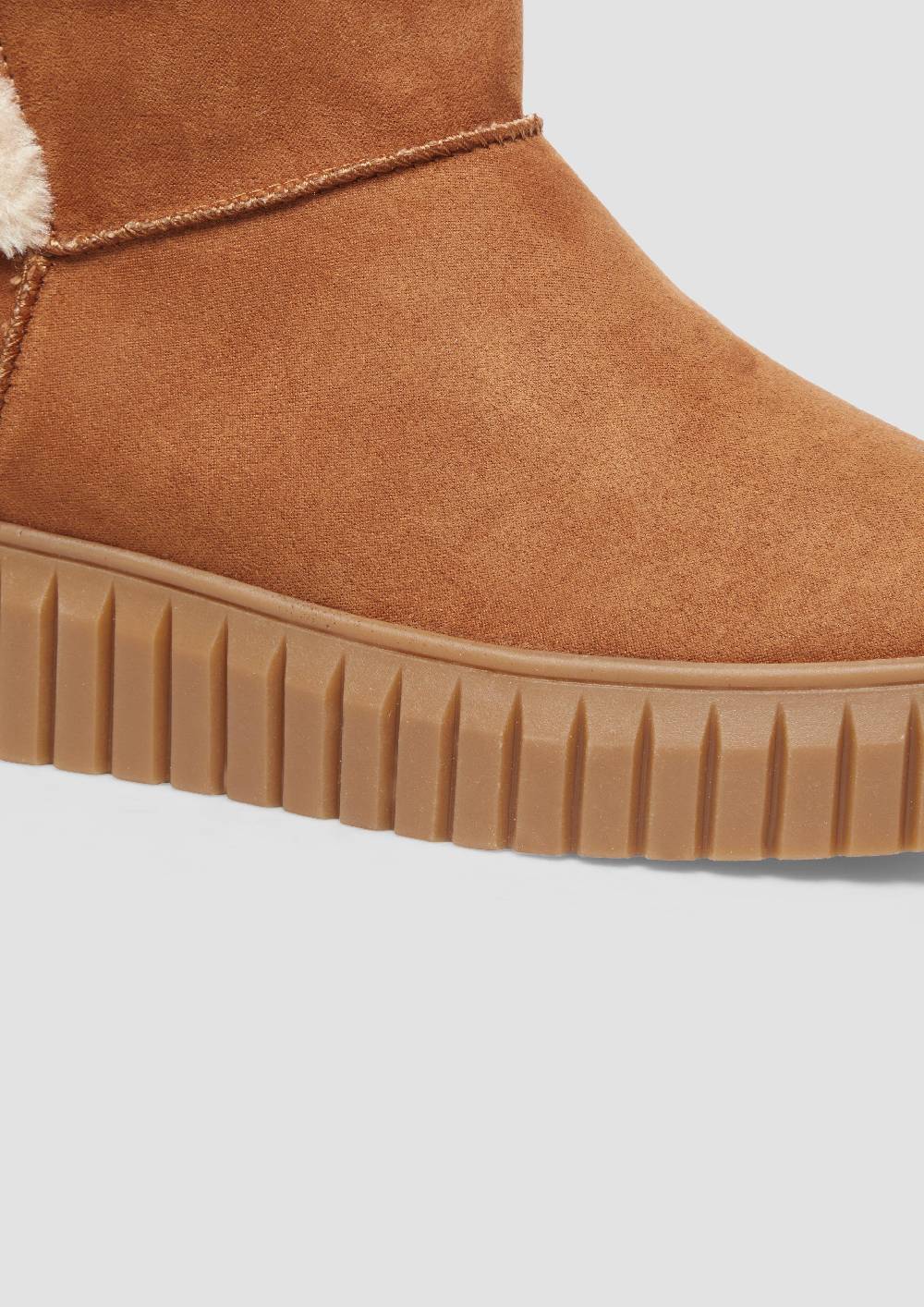 s.Oliver Gefütterte Boots mit Plateausohle Kostenlose Rückgabe
