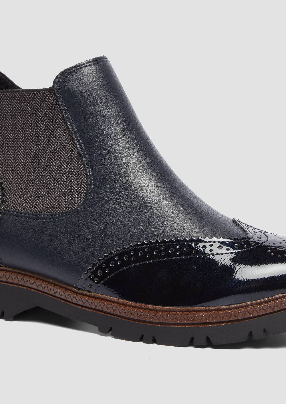 s.Oliver Chelsea Boots in Leder-Optik Vierteljährliche Förderung