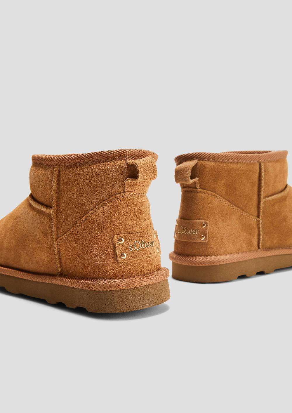s.Oliver Flache Stiefel aus Leder Riesige Rabatte