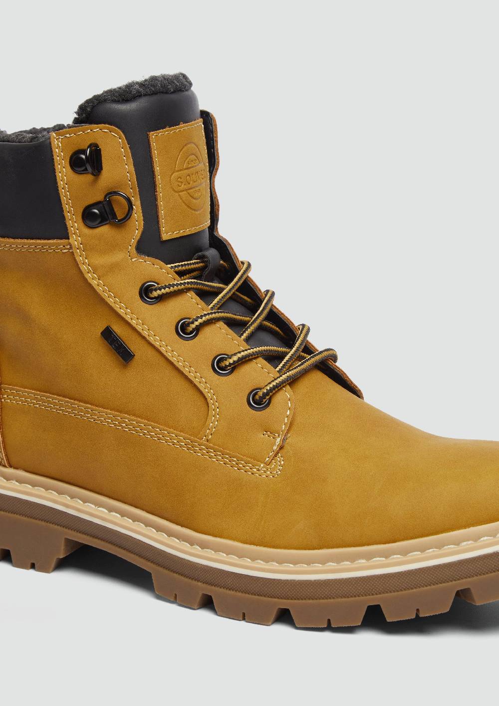 s.Oliver Stiefel Räumungsverkauf