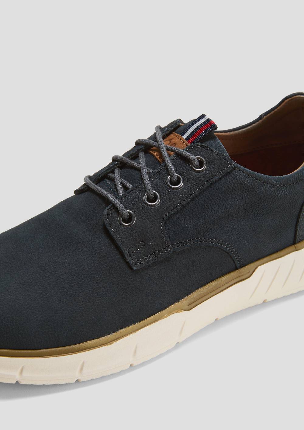 s.Oliver Sneaker aus Leder Nur noch ein Tag übrig