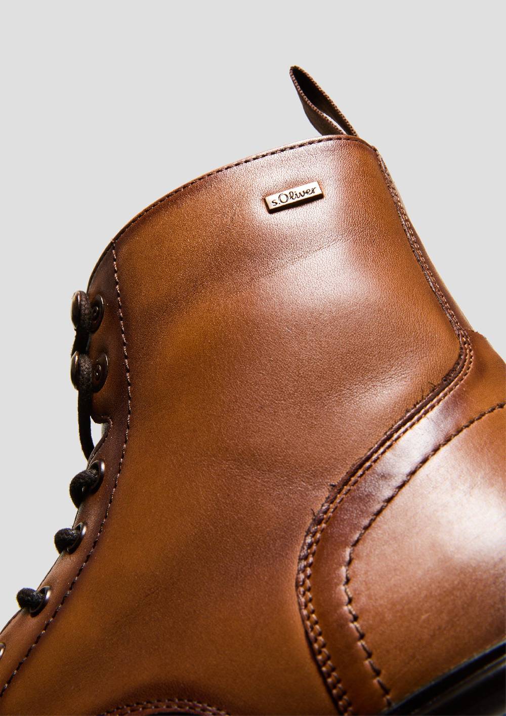 s.Oliver Boots aus Rindsleder Kostenloser Versand international