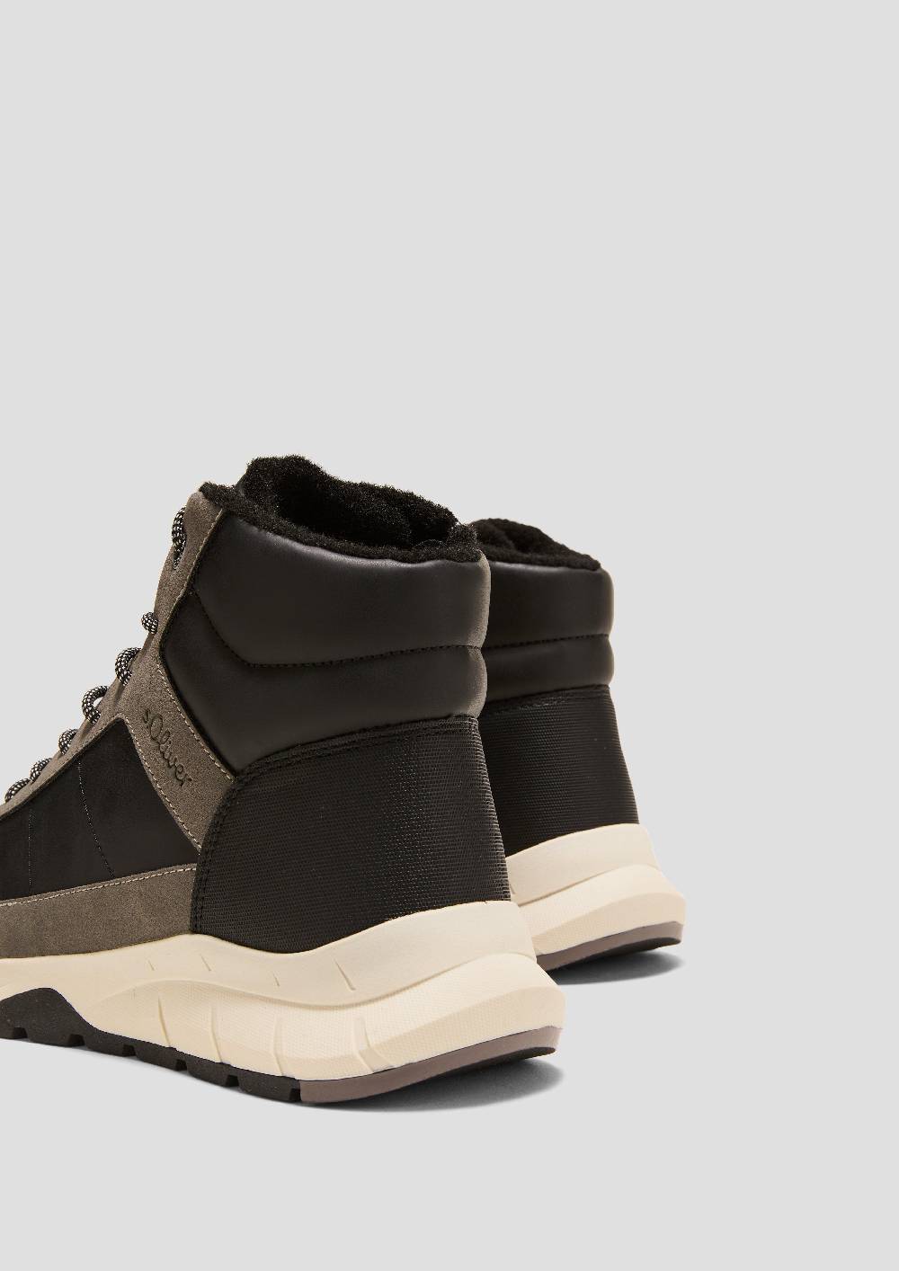 s.Oliver Stiefel in Sneaker-Optik Im Verkauf