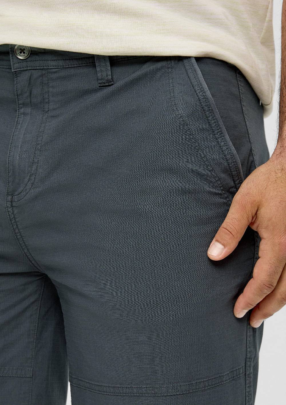s.Oliver Bermuda-Hose aus Baumwollstretch im Relaxed Fit Große Rabatte