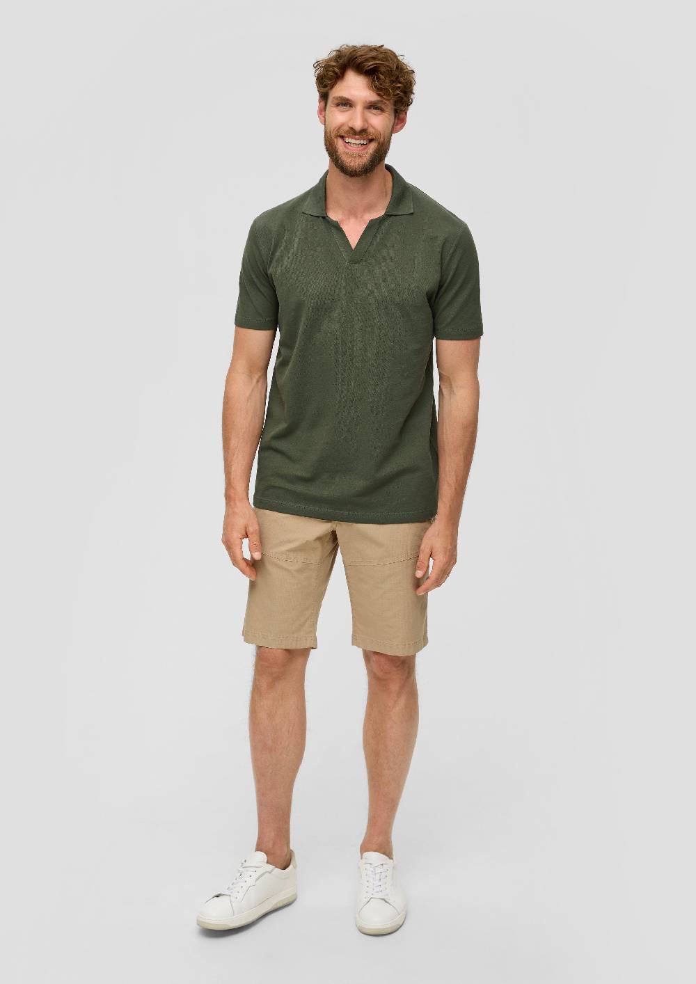 s.Oliver Poloshirt aus Baumwolle mit offenem Kragen Neueste Mode