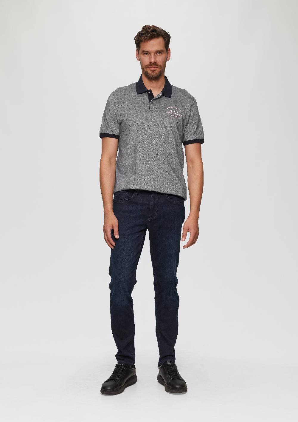s.Oliver Poloshirt aus Baumwollpiqué mit Kontrast-Details Letzte 3 Tage