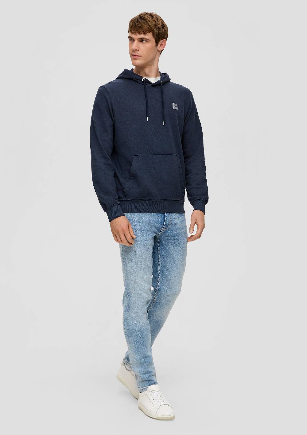 s.Oliver Kapuzensweatshirt mit Logo-Detail JETZT KAUFEN