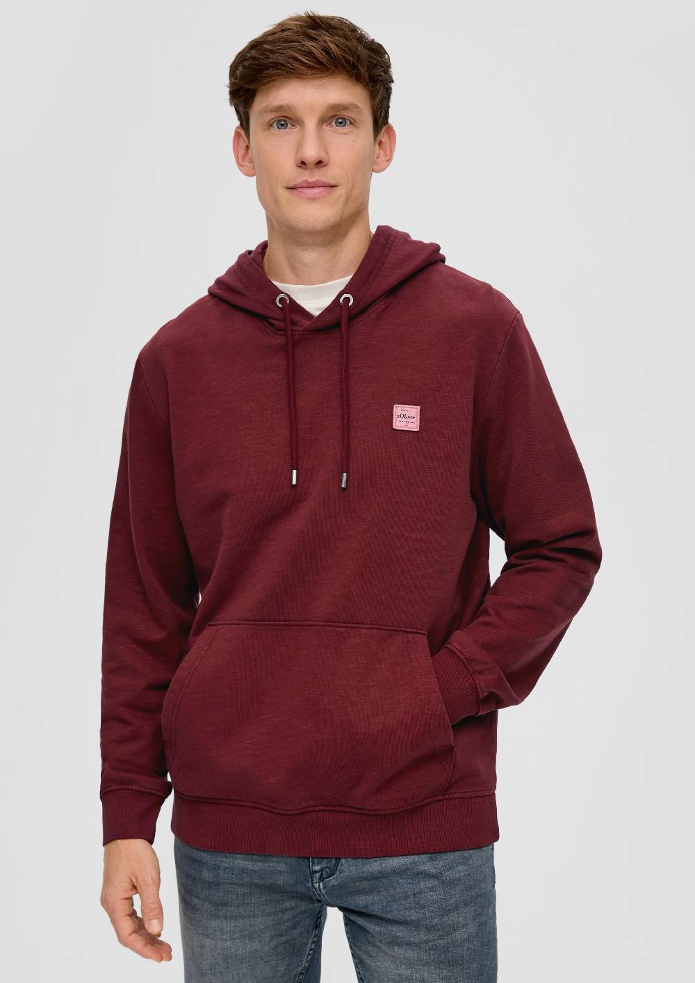 s.Oliver Kapuzensweatshirt mit Logo-Detail Neueste Stile