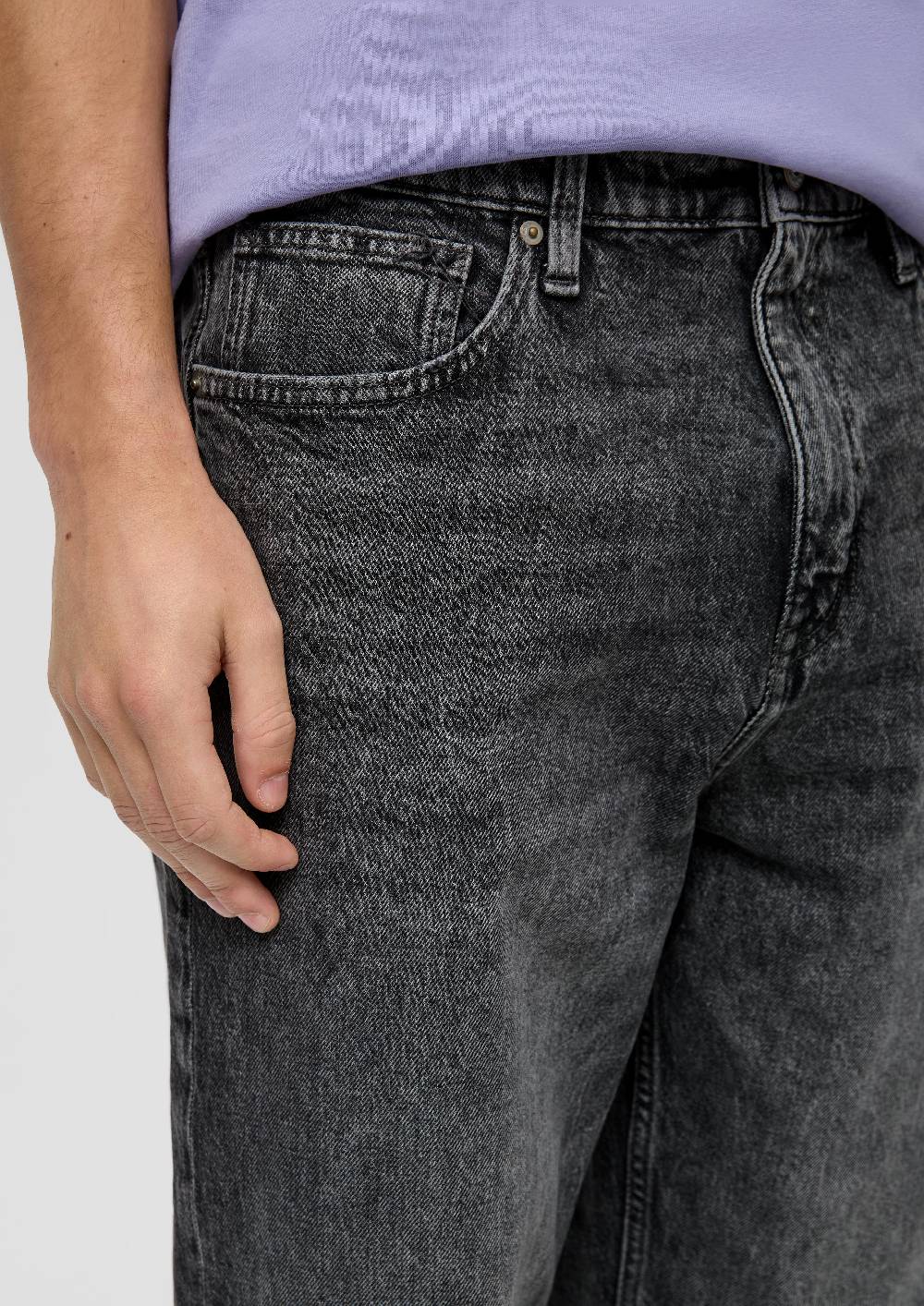 s.Oliver Jeans / Loose Fit / Mid Rise / Straight Leg Fabrikladen