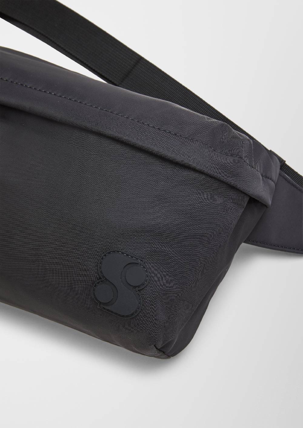 s.Oliver Belt Bag mit Logodetail Kostenlose Rückgabe