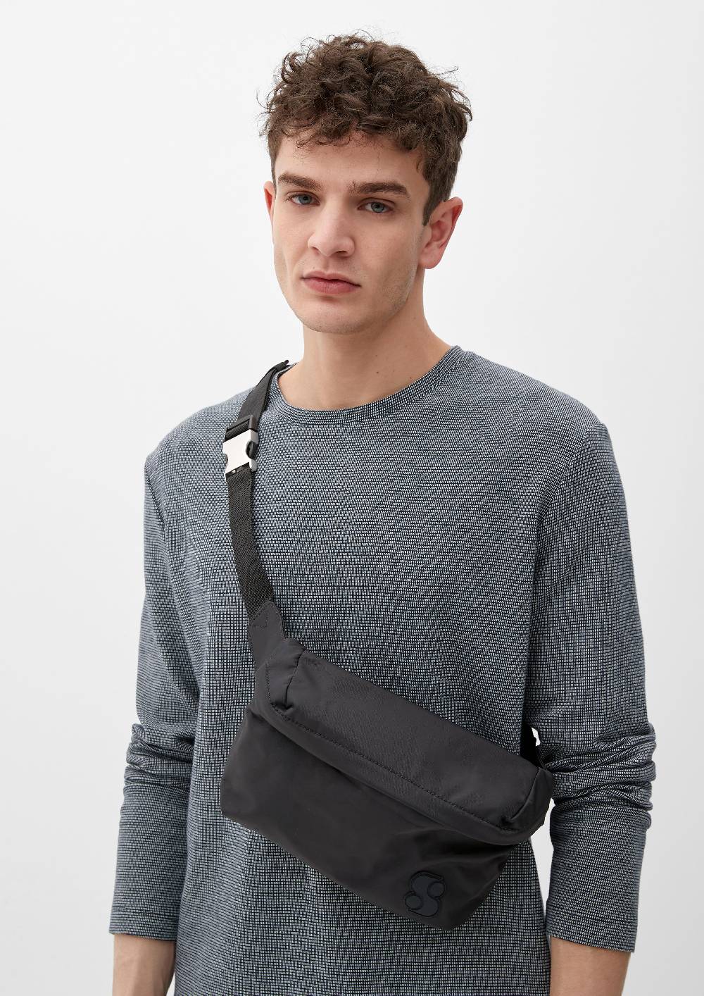 s.Oliver Belt Bag mit Logodetail Kostenlose Rückgabe