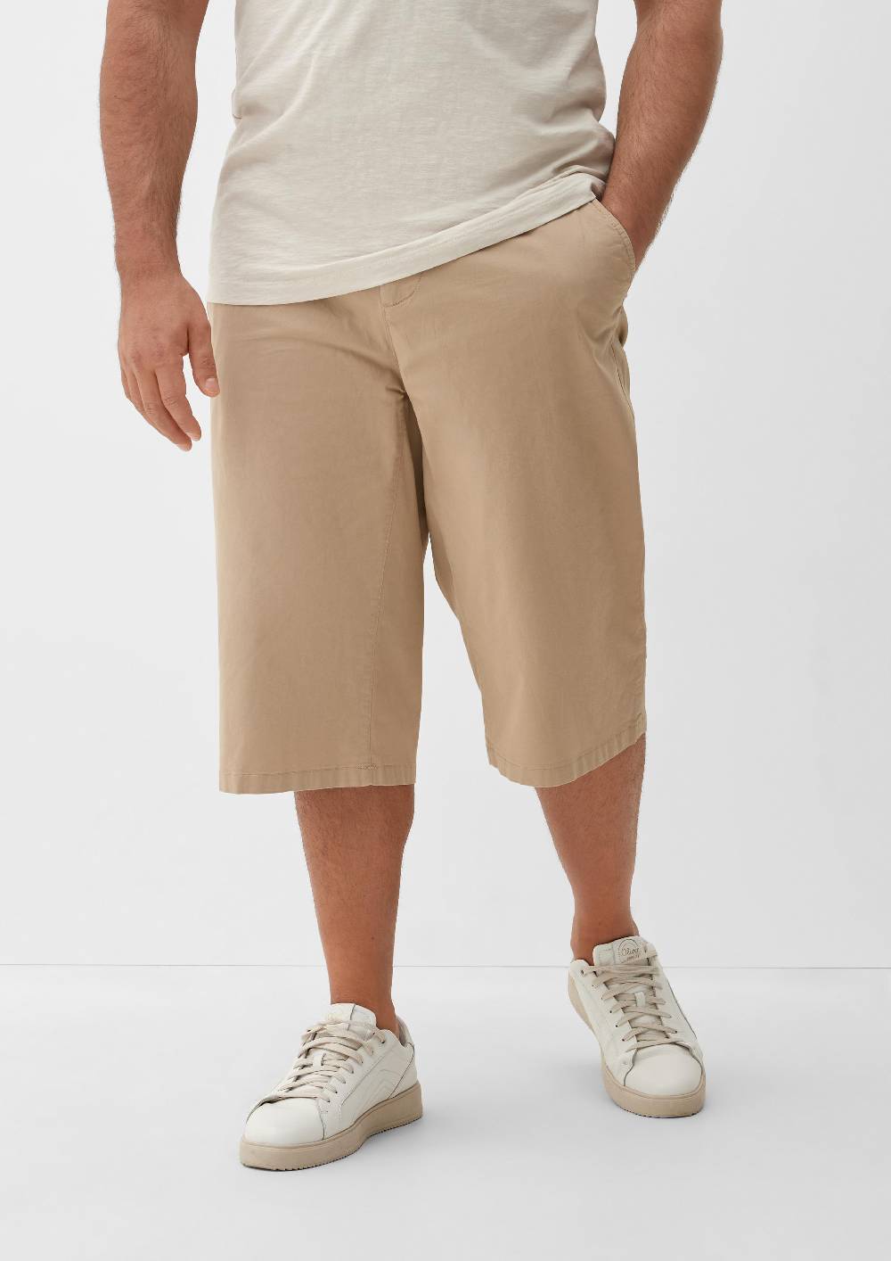 s.Oliver Relaxed: Bermudas aus Baumwollstretch Bis zu 65% Rabatt