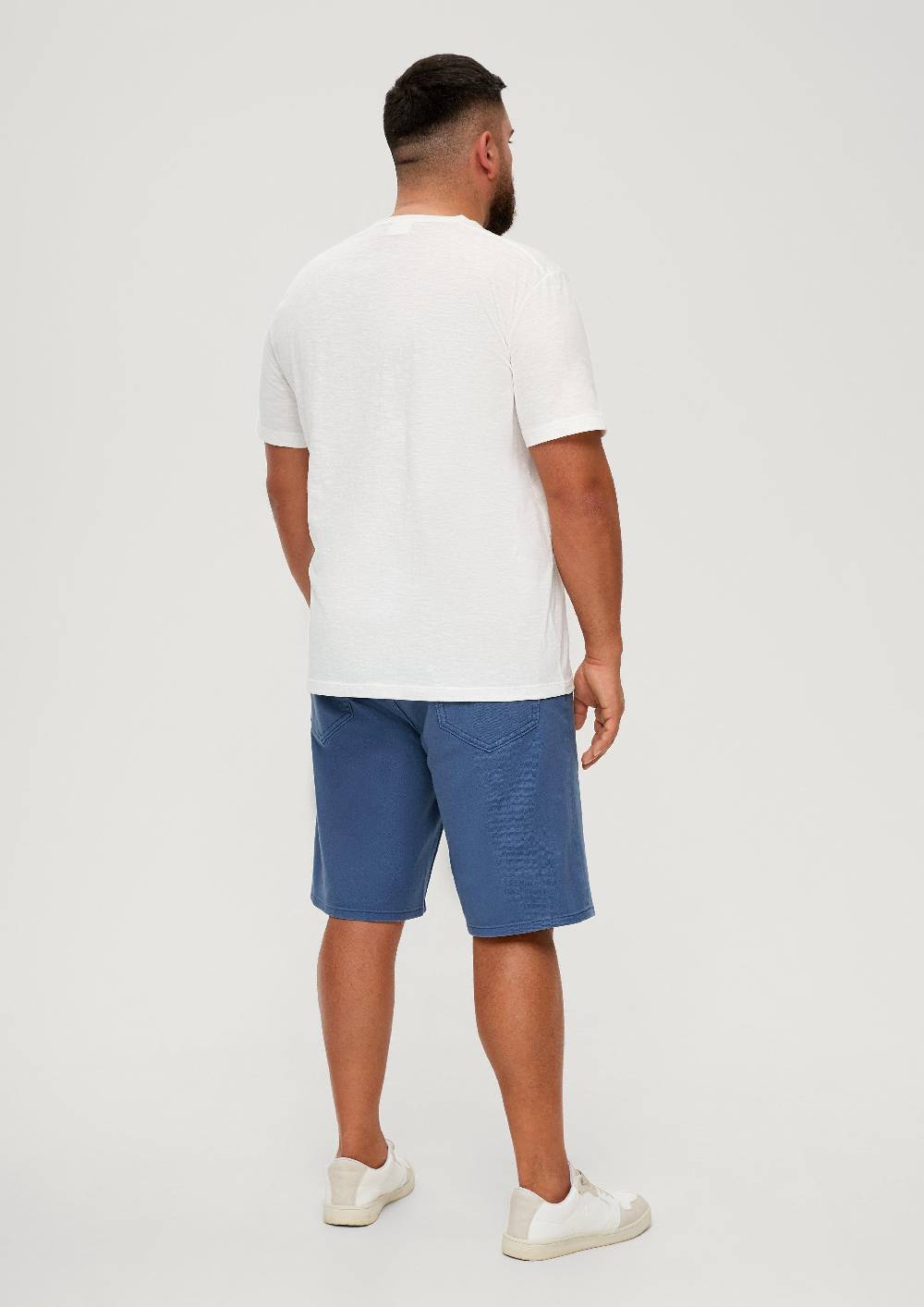 s.Oliver Jeans-Bermuda Casby / Relaxed Fit / Mid Rise / Straight Leg im Angebot