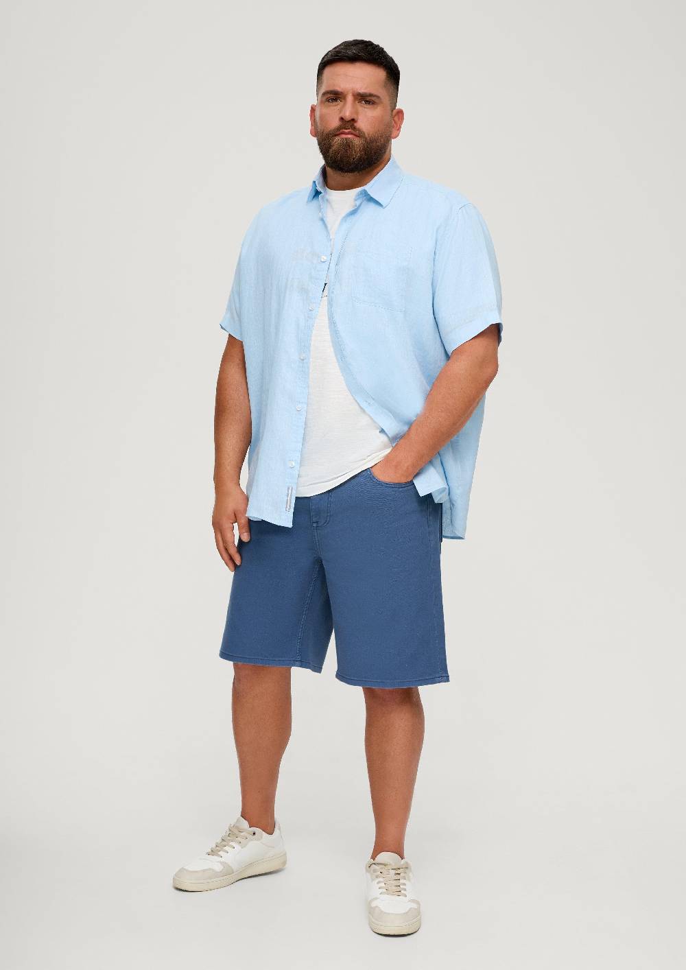 s.Oliver Jeans-Bermuda Casby / Relaxed Fit / Mid Rise / Straight Leg im Angebot
