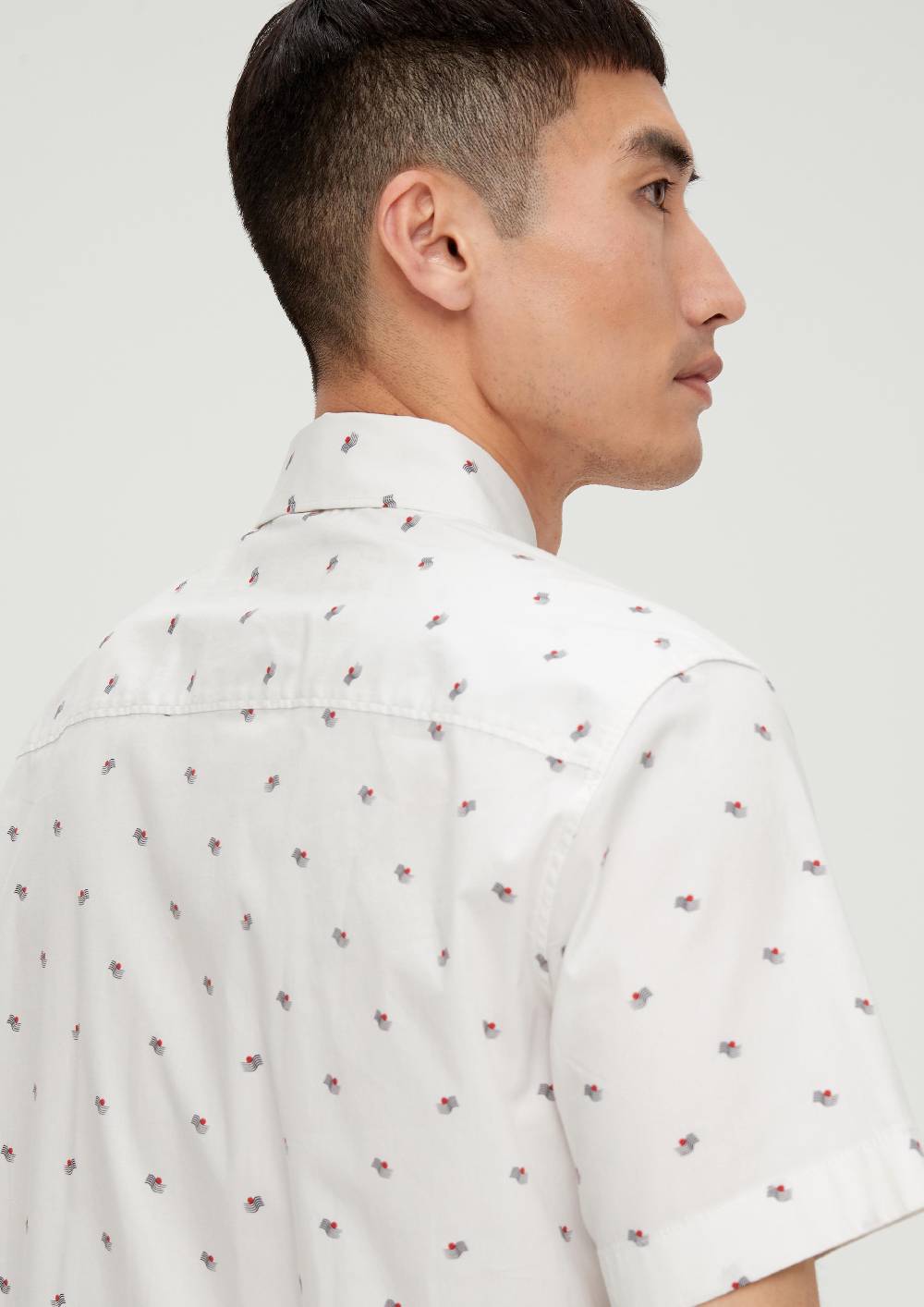 s.Oliver Slim: Kurzarmhemd mit Alloverprint Flash Sale
