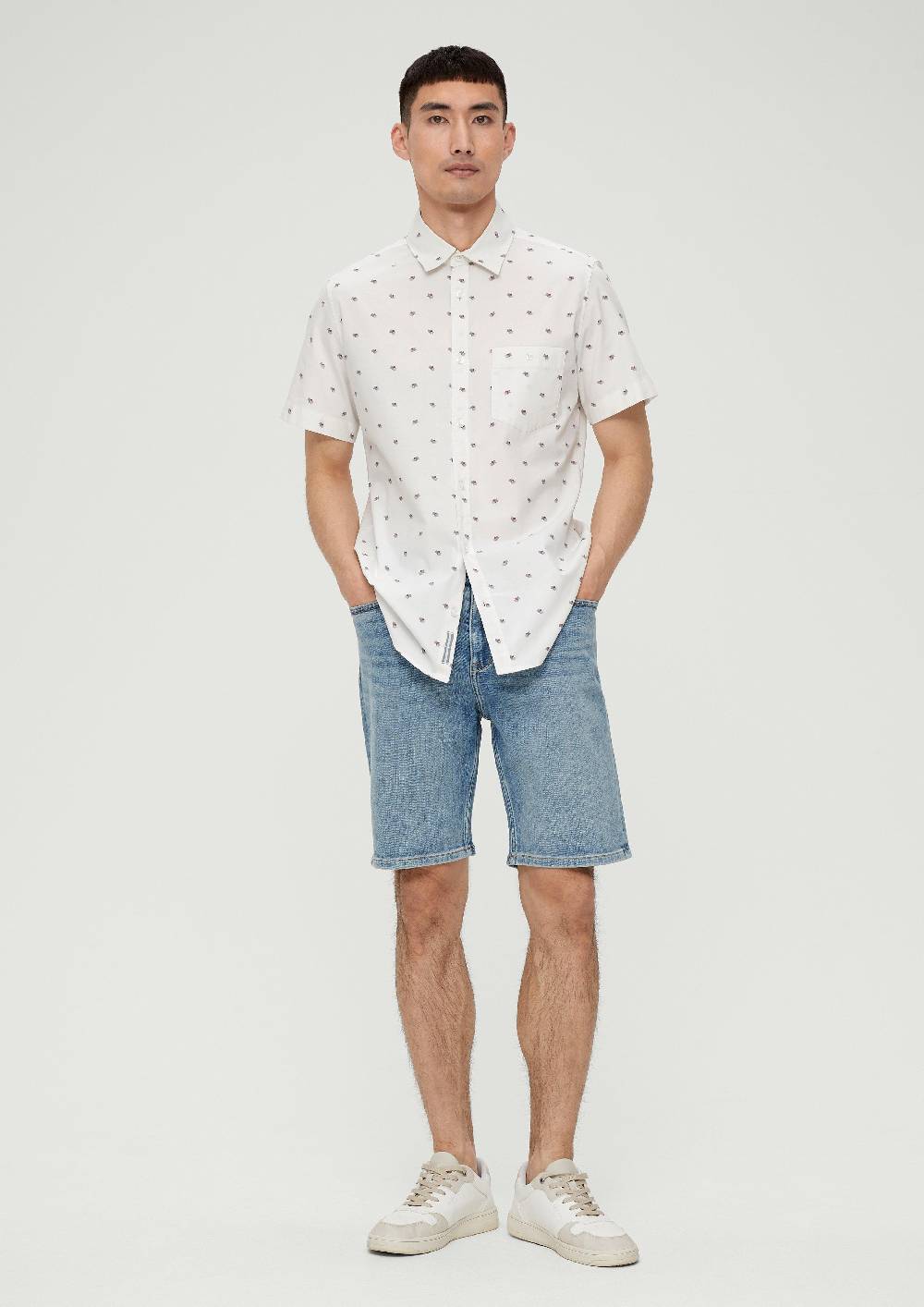 s.Oliver Slim: Kurzarmhemd mit Alloverprint Flash Sale
