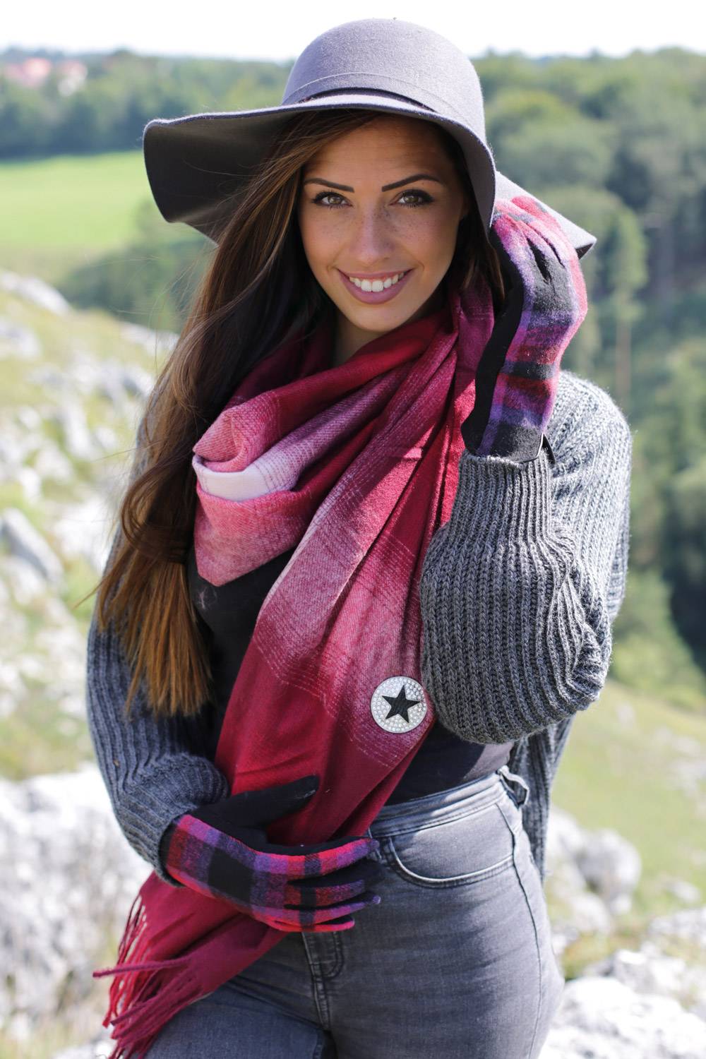 Stylebreaker Schal mit Karo Muster und Fransen Bis zu 55% Rabatt