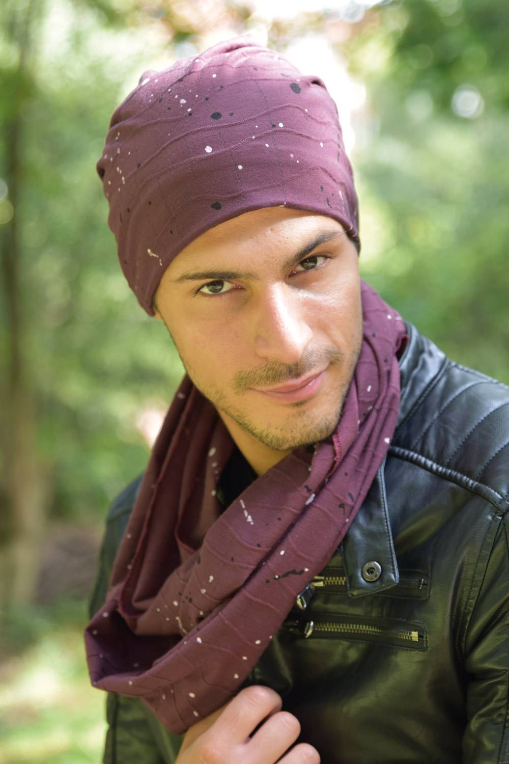 Stylebreaker Beanie Mütze mit Falten und Farbklecksen 50% Rabatt mit kostenlosem Versand