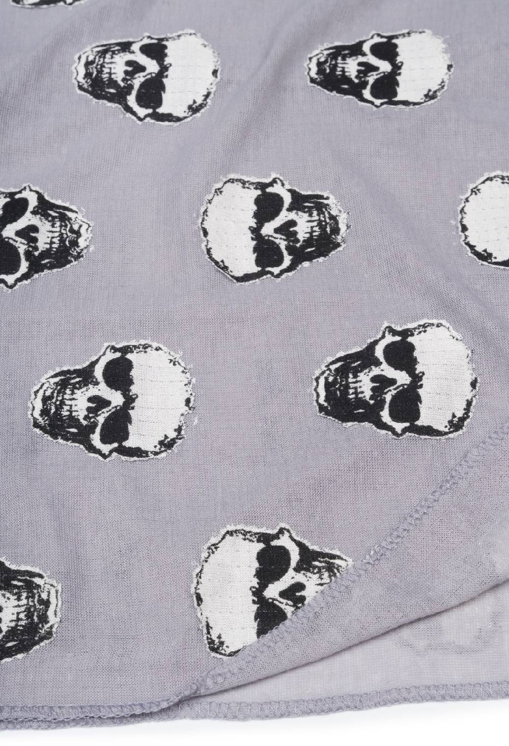 Stylebreaker Loop mit Totenkopf Applikation 50% Rabatt für begrenzte Zeit