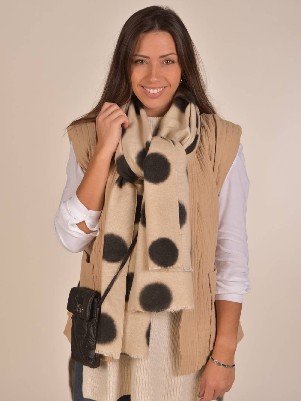 Stylebreaker Maxi Schal mit Punkte Muster Speichern exportieren