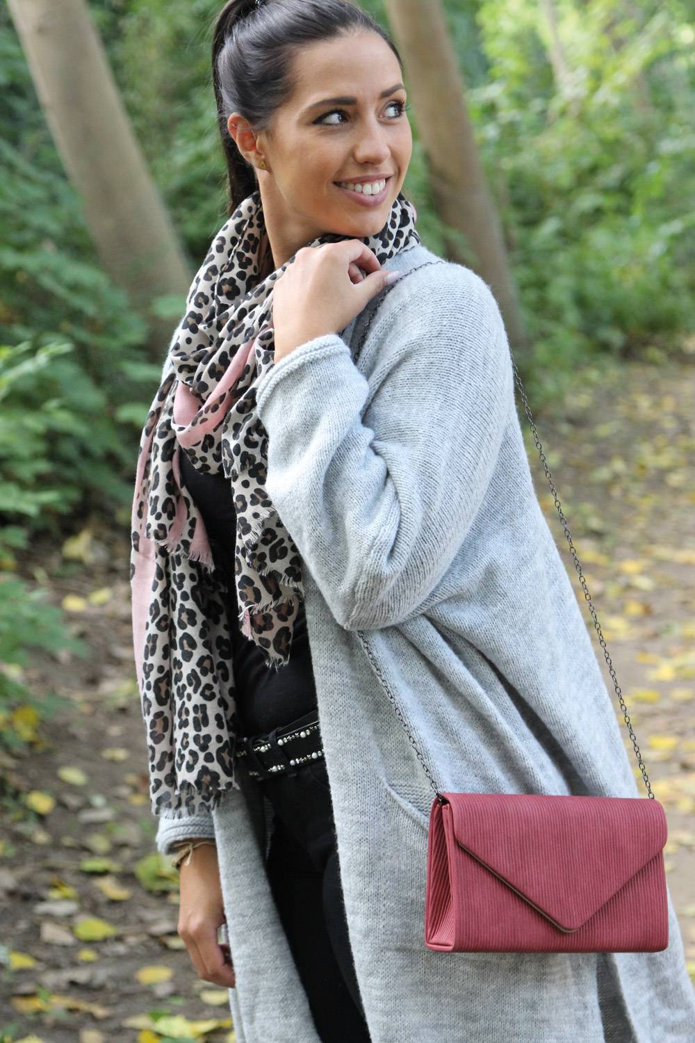 Stylebreaker Weicher Schal mit Leoparden Print und Streifen Tägliche Deals