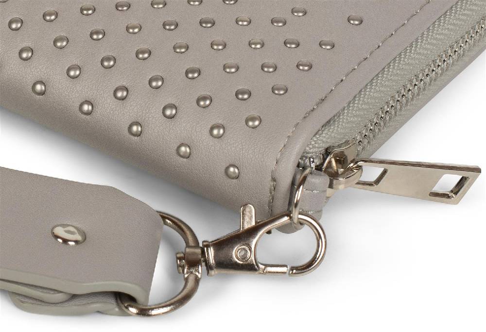 Stylebreaker Geldbörse mit kleinen Kugelnieten Preisnachlass